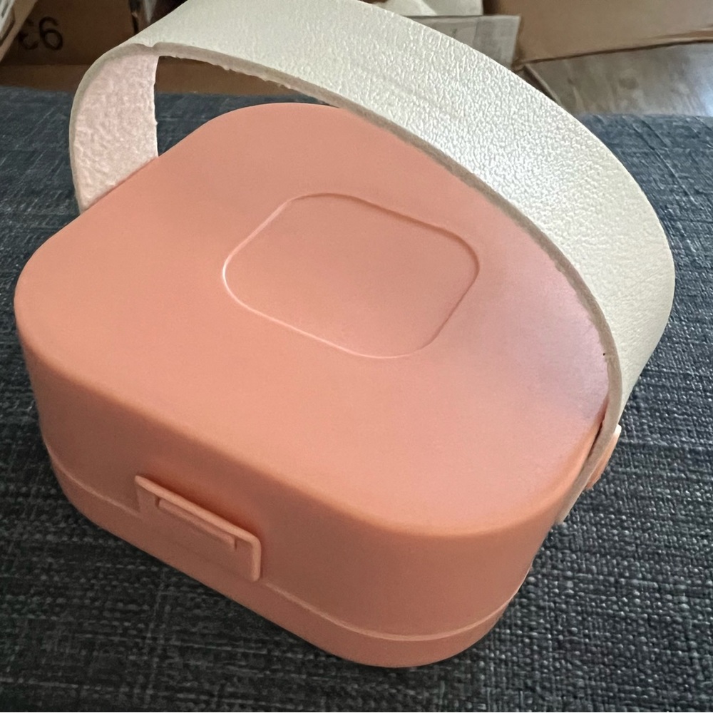 Mini Portable Jewelry Box - Picture 3 of 5